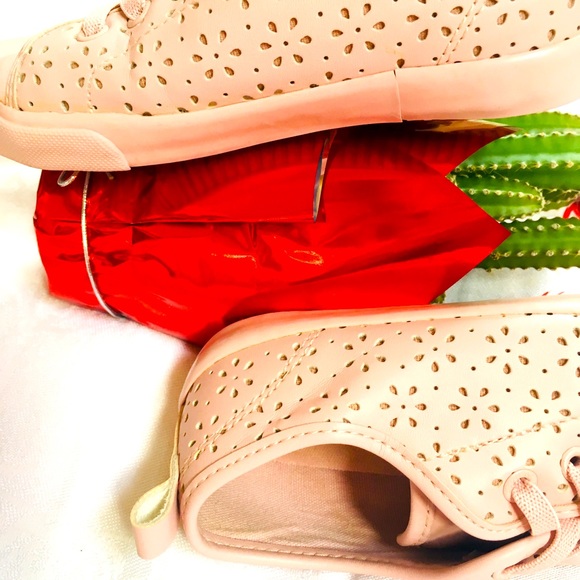 ♥️Shoes♥️ - Picture 3 of 6